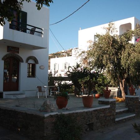 Cyclades Beach Apartments Chrisopigi  Exterior foto